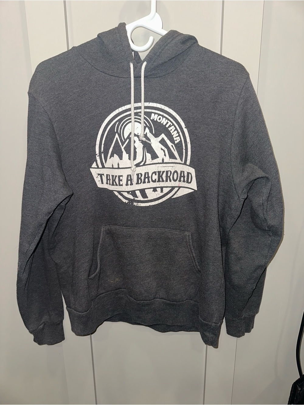 Bella Canvas Gray Crewneck Hooded Sweatshirt with White Mountain Graphic